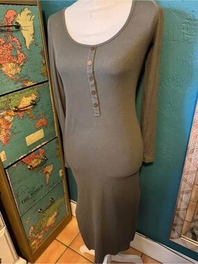 Women’s Olive Long Sleeve Ribbed Bodycon Henley Dress